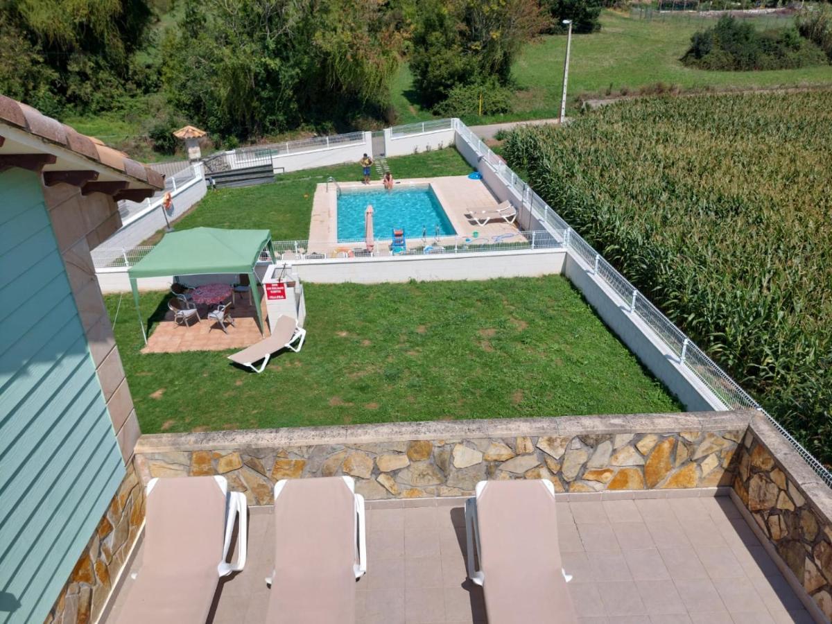 Apartamentos Turisticos El Ponton Arnuero Exterior foto